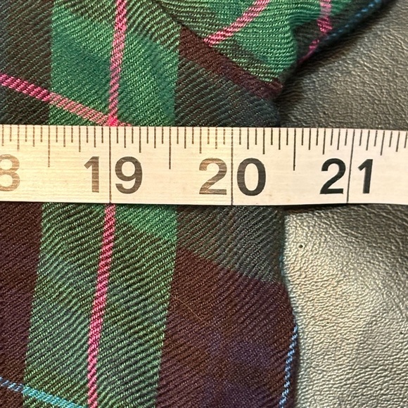 Crown & Ivy Plaid Ruffle Henley size Small - Picture 10 of 12